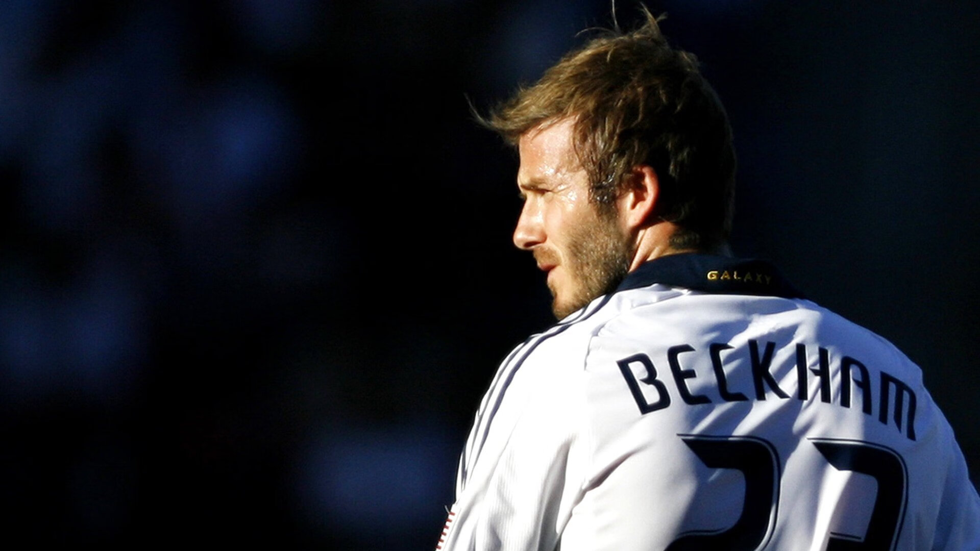 巅峰对决!扣篮大赛新星闪耀,创意与力量引爆全场