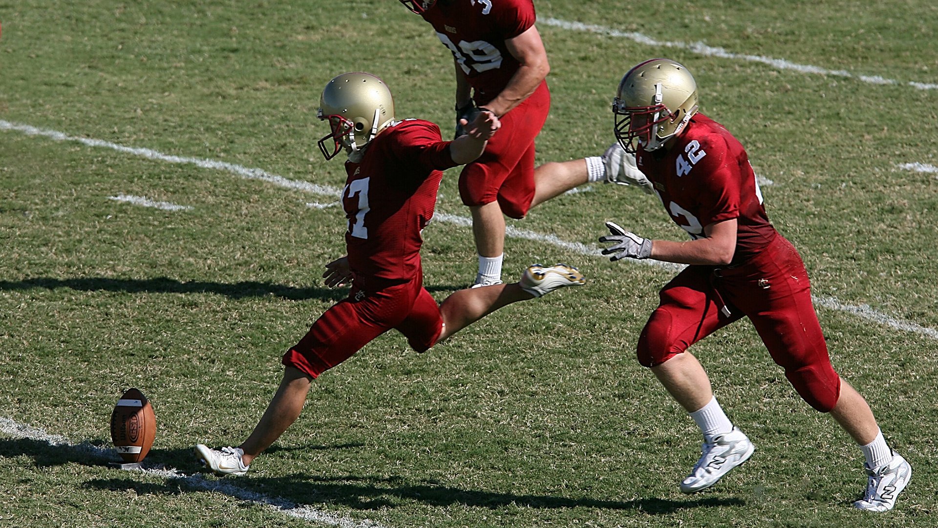 球探报告，欧洲四大豪门紧盯南特新星，17岁中卫塔蒂引发抢购风暴